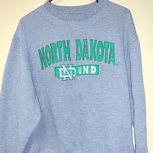 Women’s UND college crewneck sweatshirt